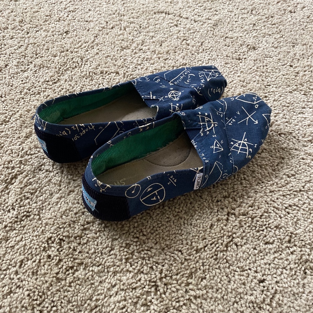 Tom’s math canvas shoes